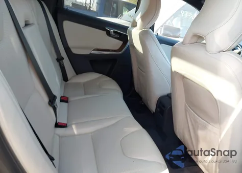 2015 Volvo Xc60 T5/T5 Premier from USA, damaged, VIN YV4612RK8F2658389